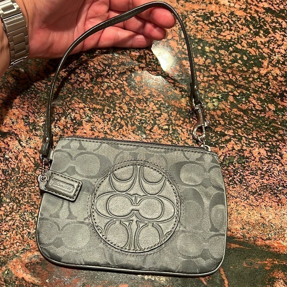 NWOT Coach Grey Wristlet